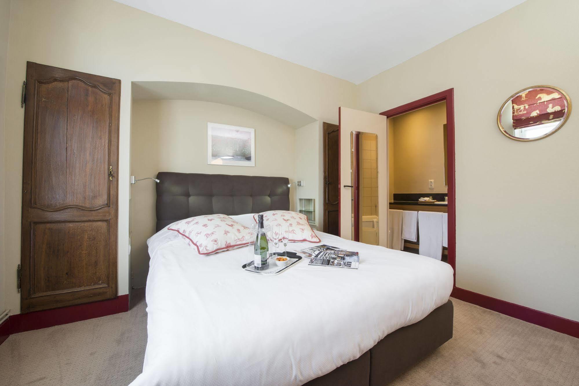 Hotel Beau Sejour Villers-sur-Lesse Luaran gambar