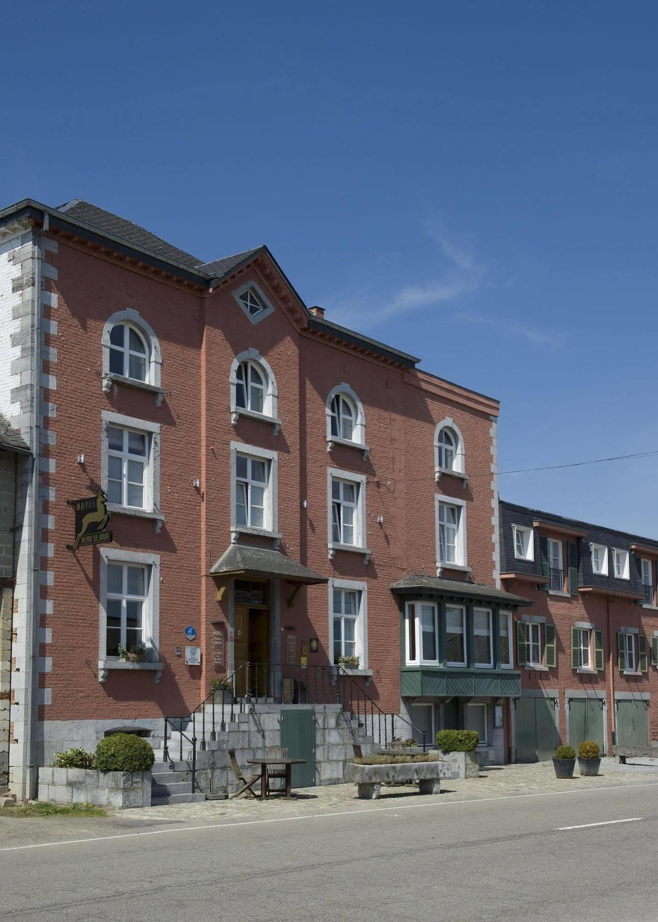 Hotel Beau Sejour Villers-sur-Lesse Luaran gambar