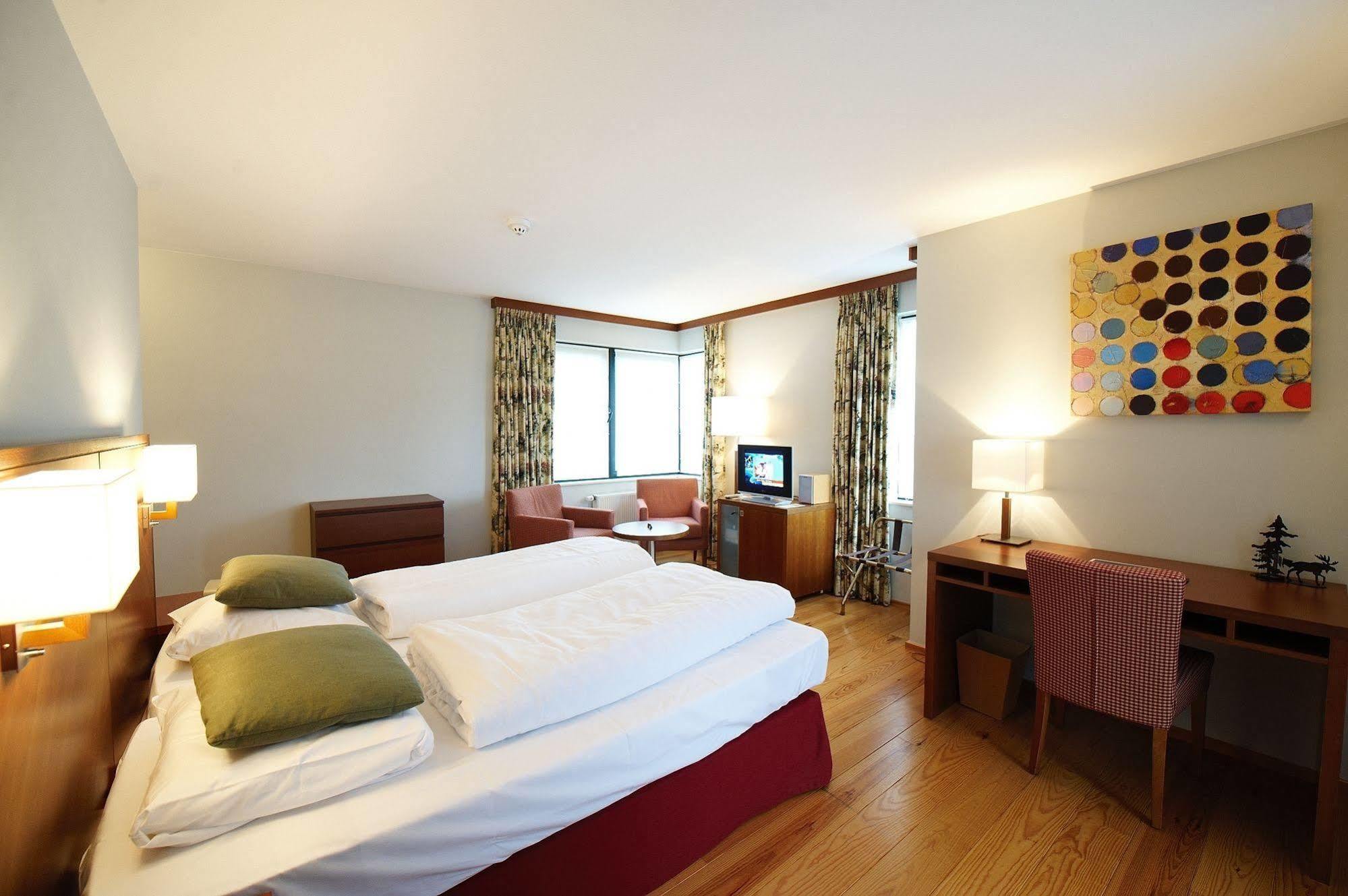 Hotel Beau Sejour Villers-sur-Lesse Luaran gambar