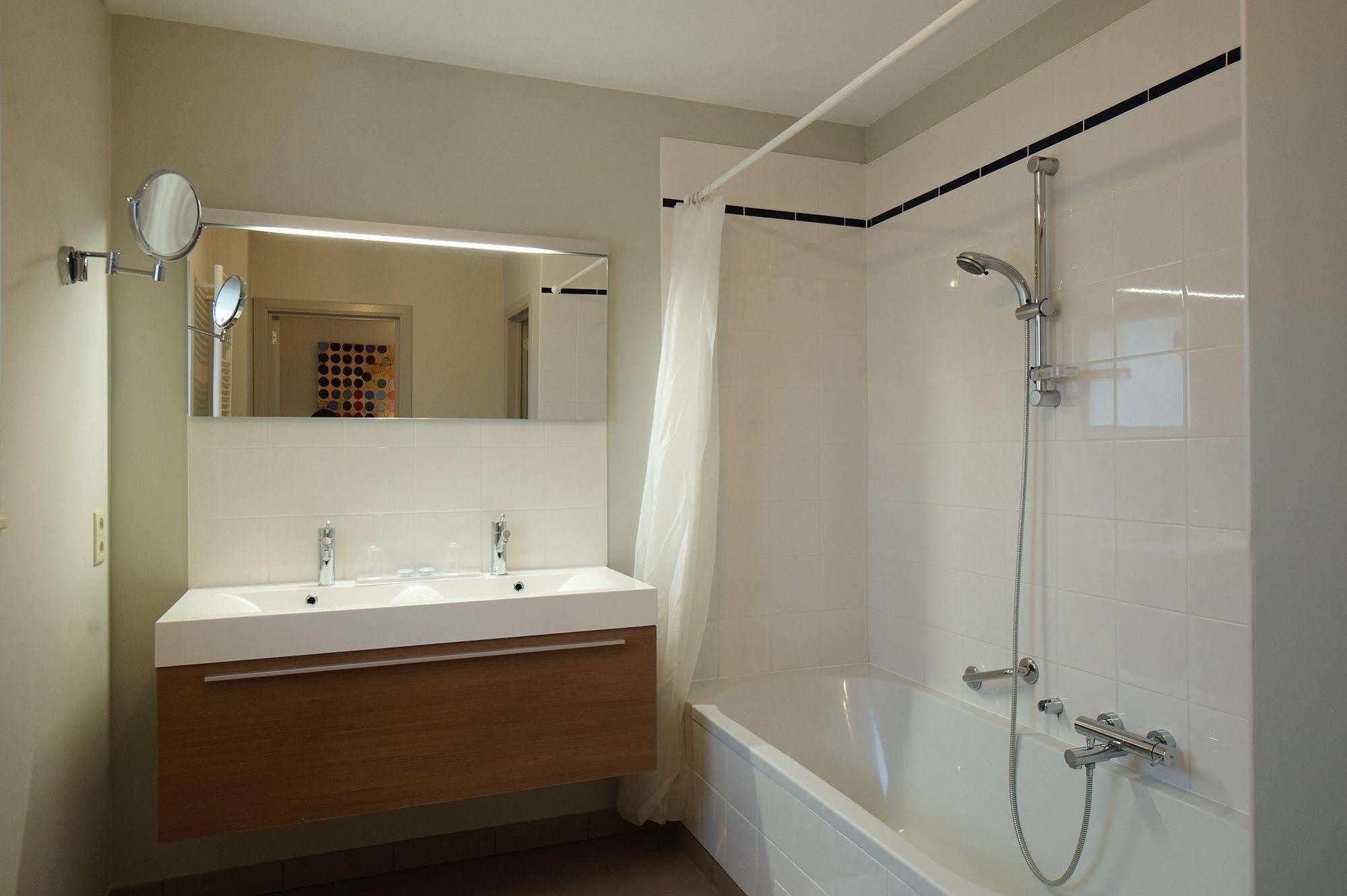 Hotel Beau Sejour Villers-sur-Lesse Luaran gambar